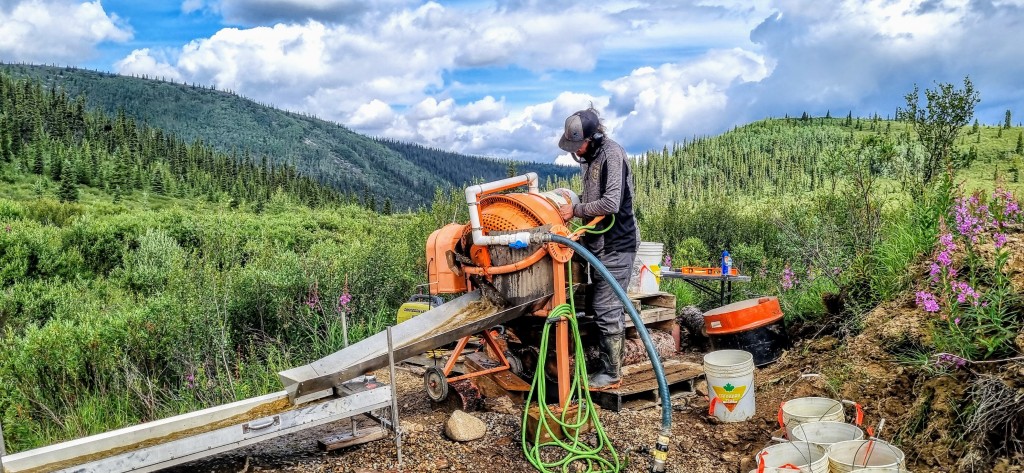 Gold sampling Yukon